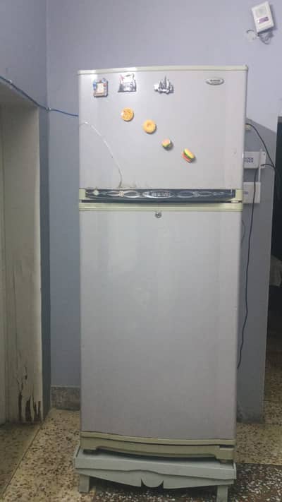 Waves Full Size Refrigerator