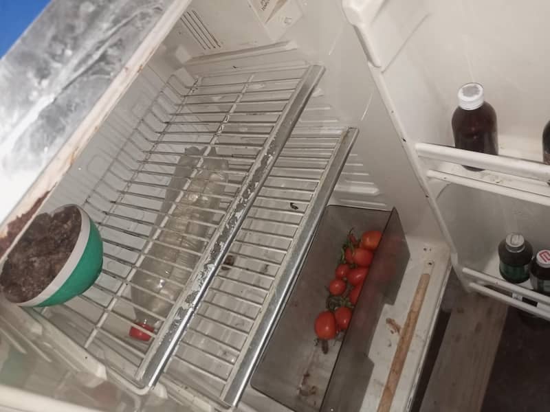Refrigerator 5