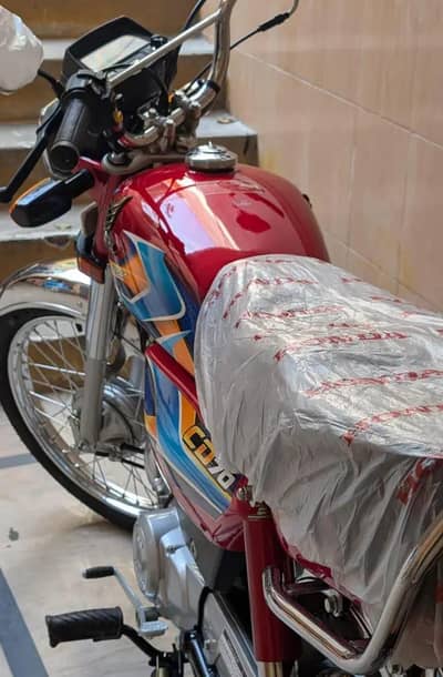 Honda cd70 only 100drive unregistered brand new only exchange self 125