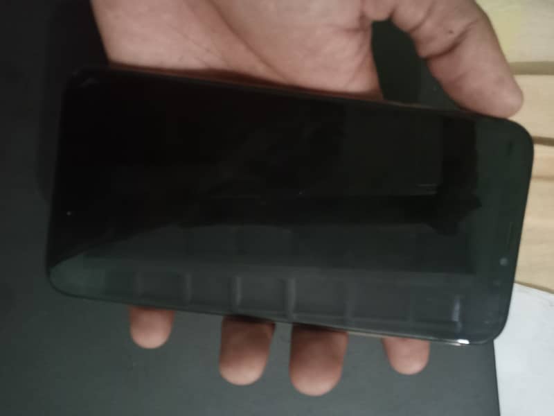 Apple iPhone XS 1