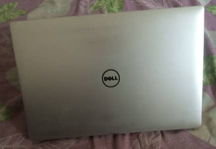Dell precision 5520 core i7