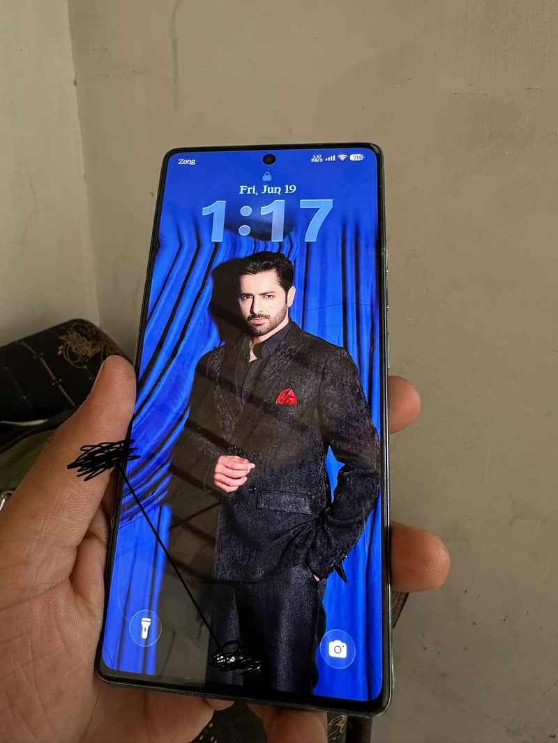 Tecno CAMON 40 2