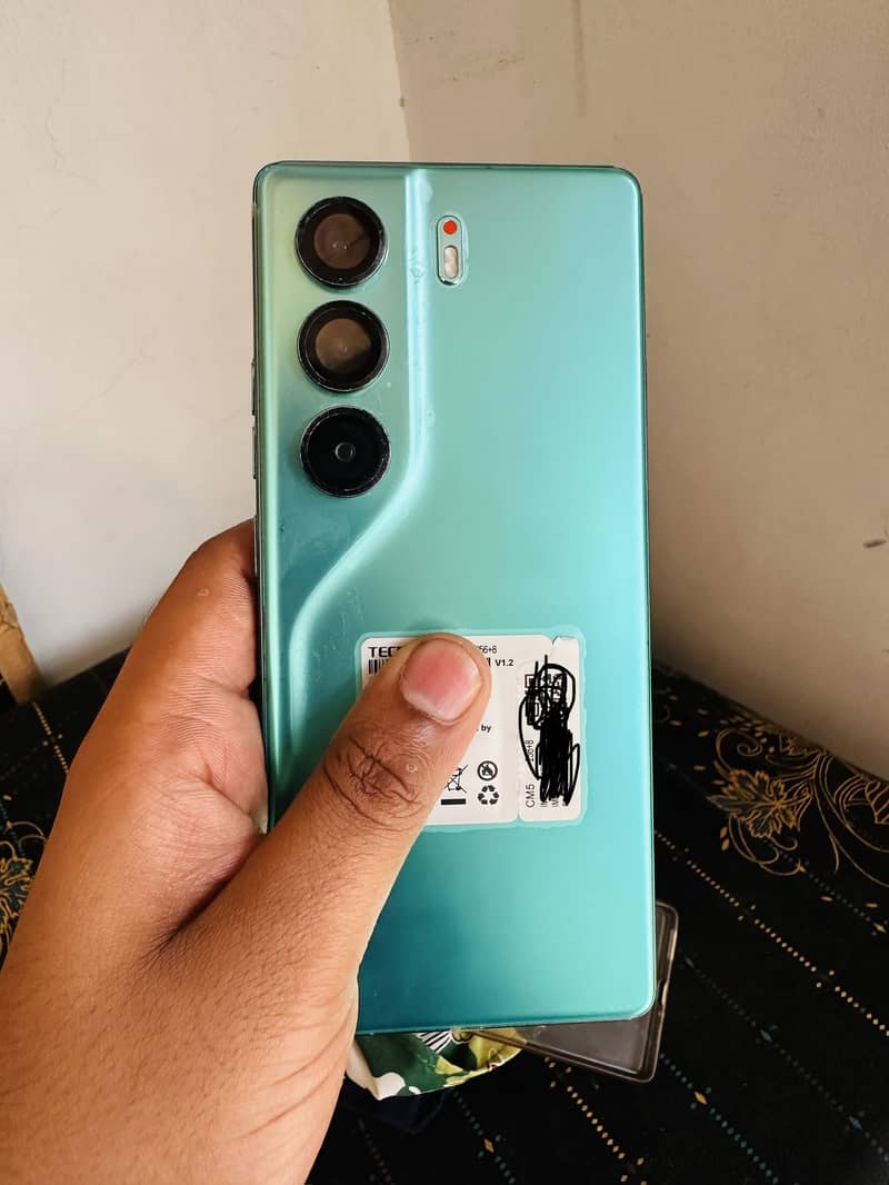 Tecno CAMON 40 3