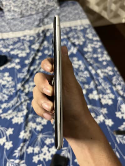 Sony XZ3 official pta approved