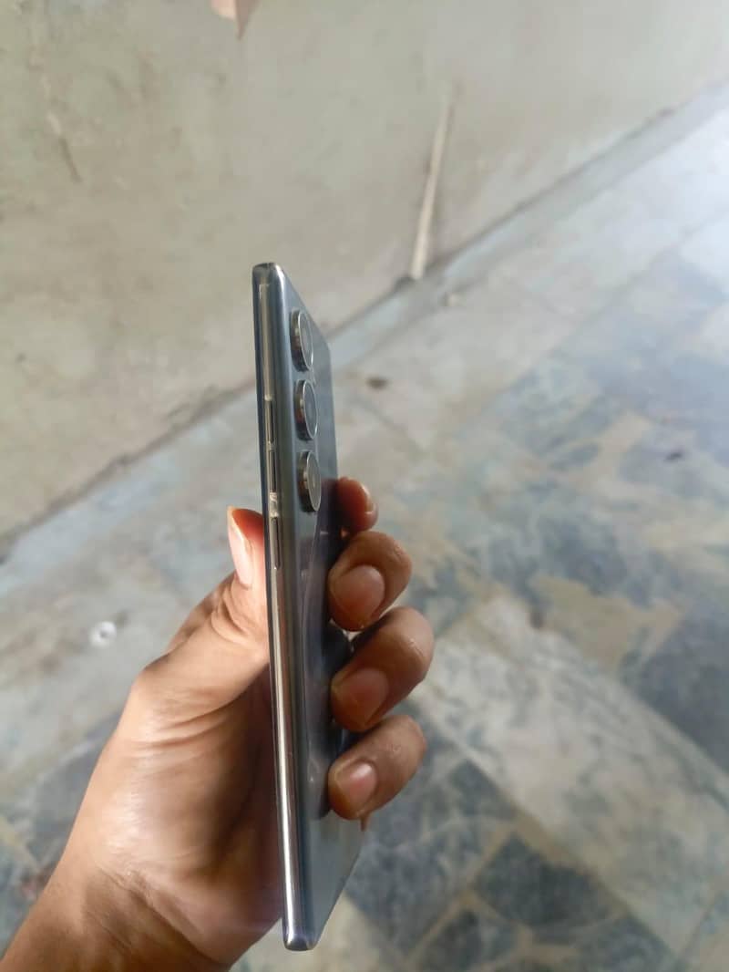 Tecno CAMON 40 Pro 6