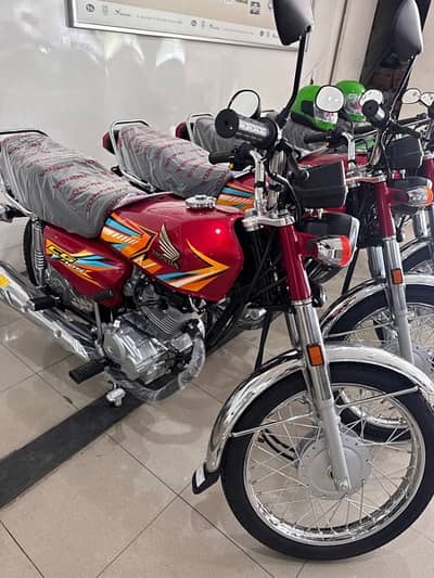 CG125 Black/Red *BRAND NEW*