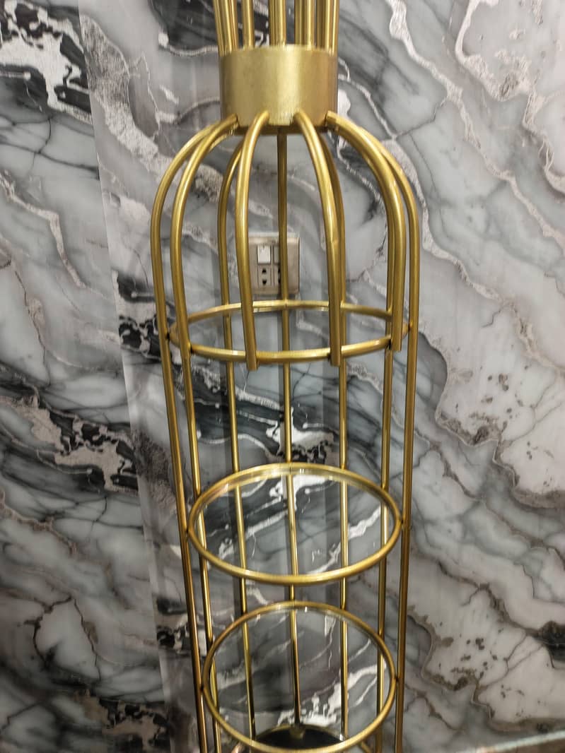 cage stand 0