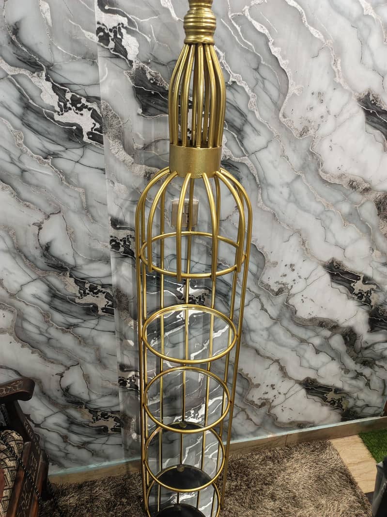 cage stand 4