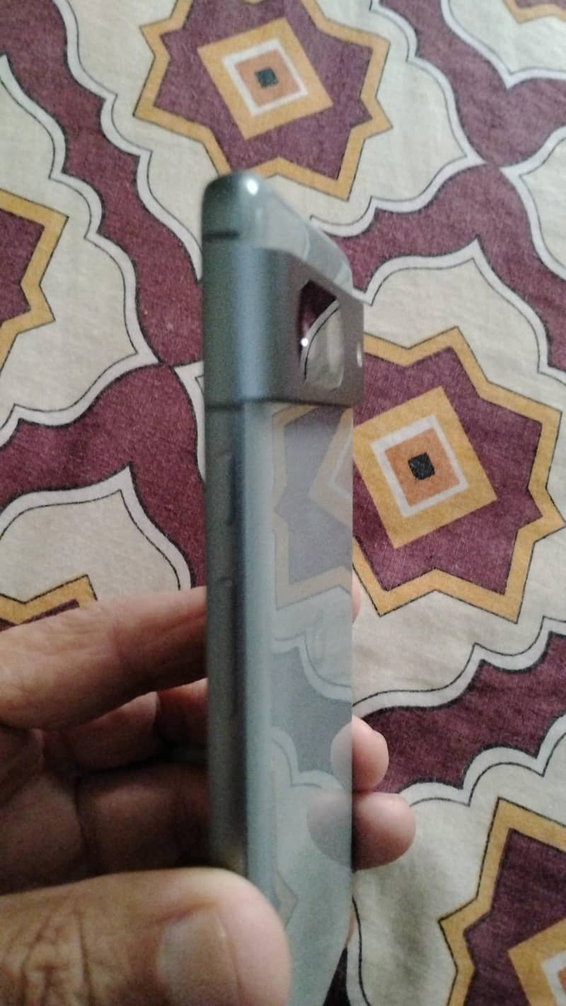 Google Pixel 8 3