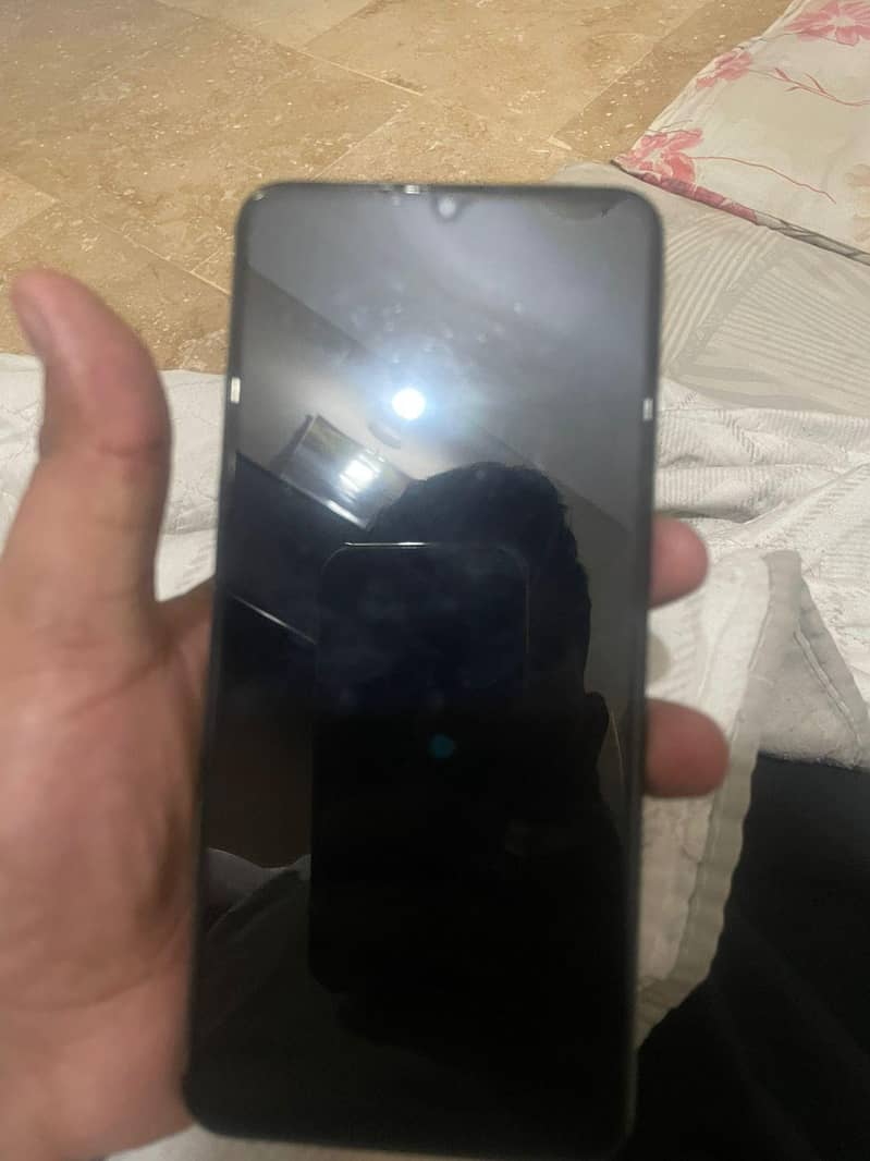 Realme Note 60x 4