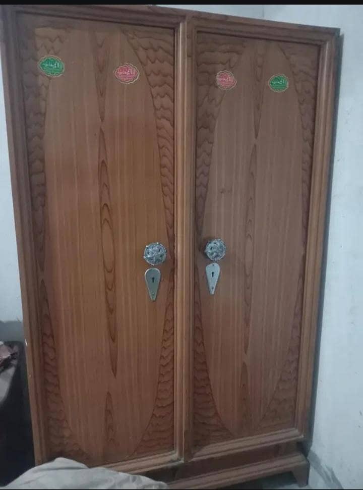wardrobe 1
