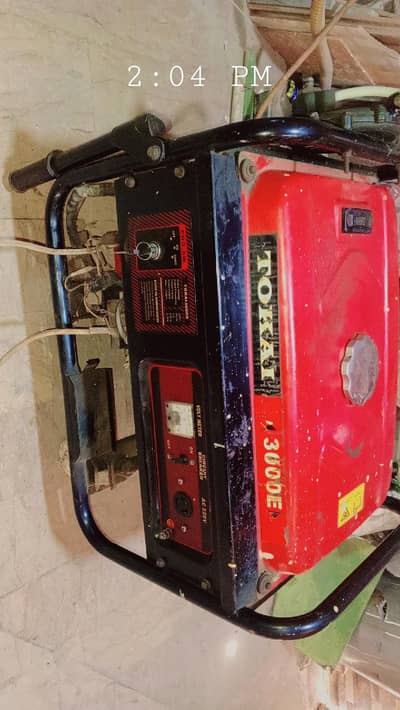Tokai 2.5KV Petrol or gas Generator. . 10/10