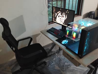 Brand new PC with table and comfortable chair