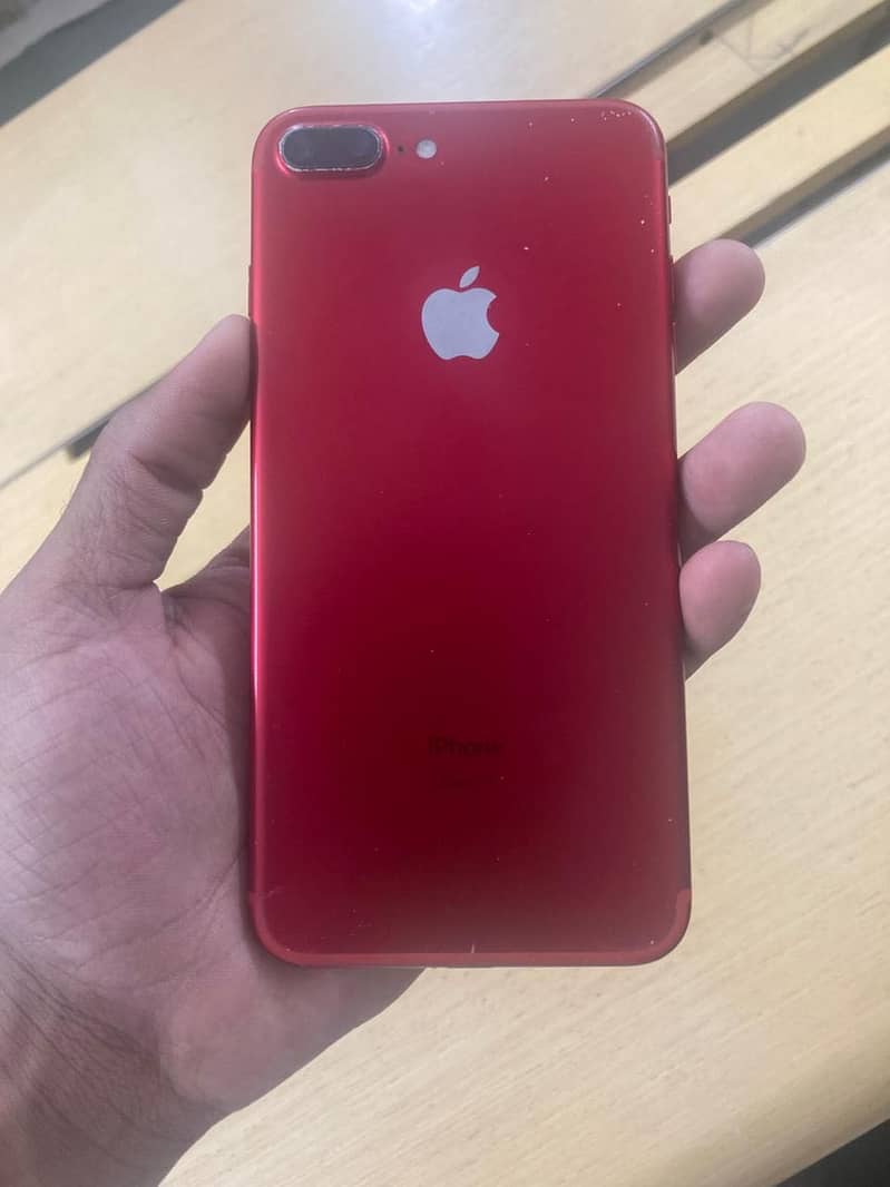 Apple iPhone 7 Plus 1