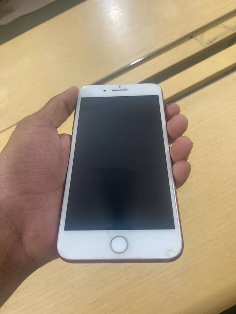 Apple iPhone 7 Plus 4