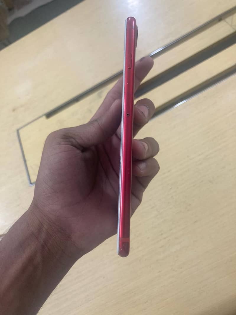 Apple iPhone 7 Plus 5
