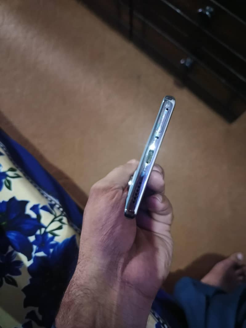 Tecno CAMON 40 Pro 5