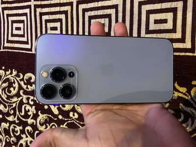 Apple iPhone 13 Pro