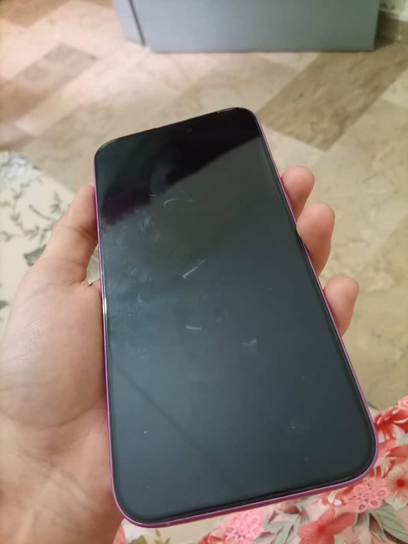 Apple iPhone 16 Plus 2