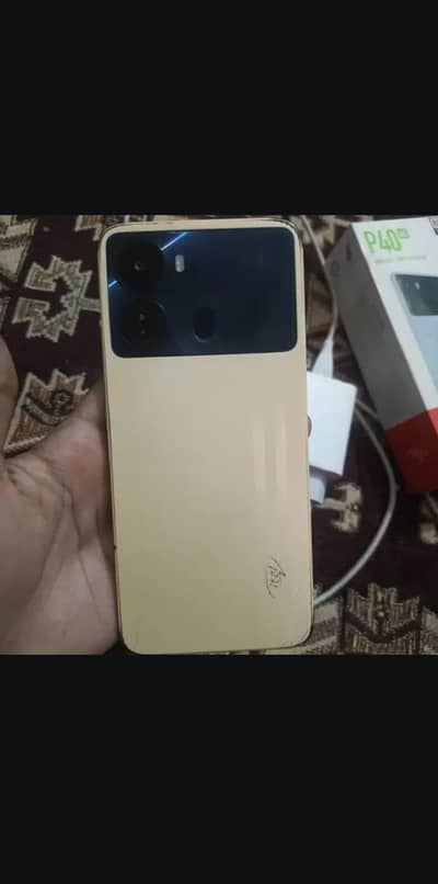 Itel P40