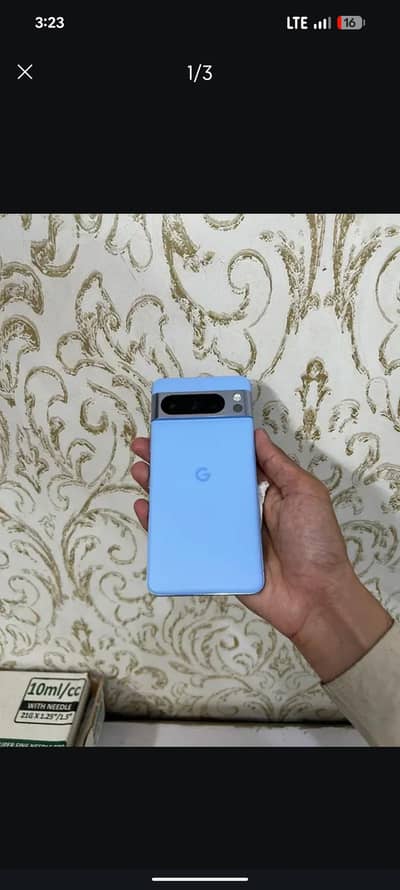 Google Pixel 8 Pro