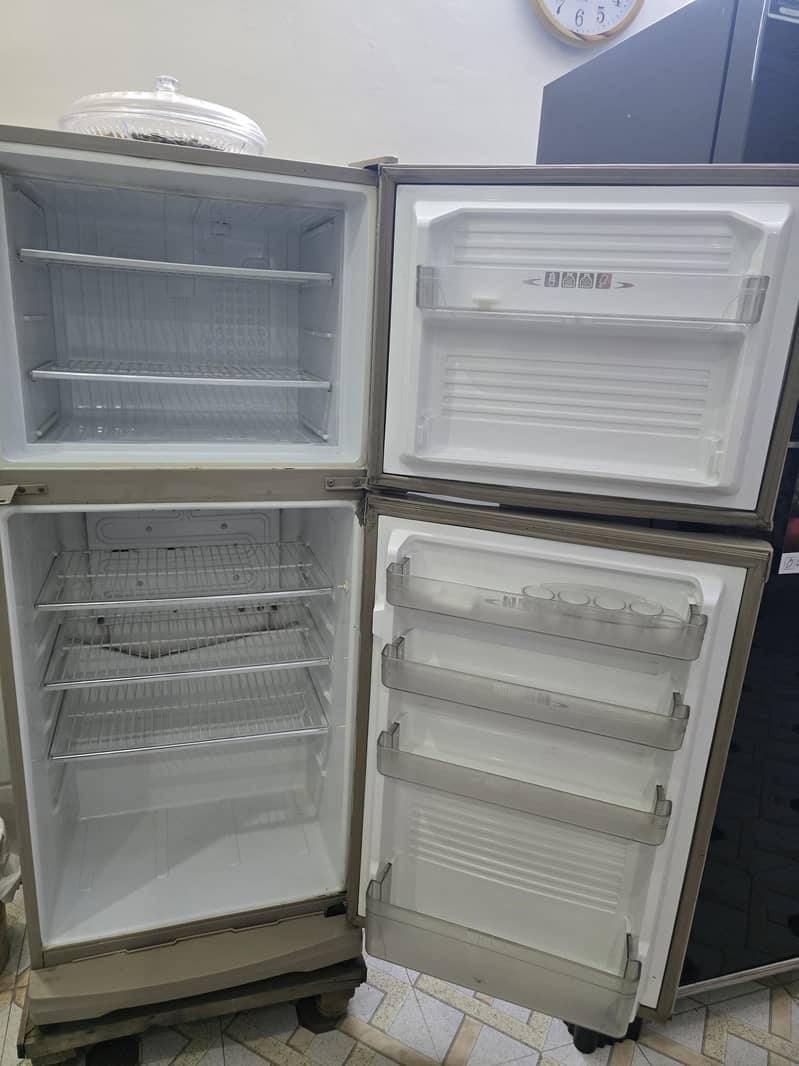 Refrigerator 7
