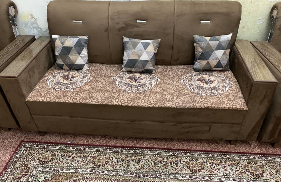 5 seater sofa 3