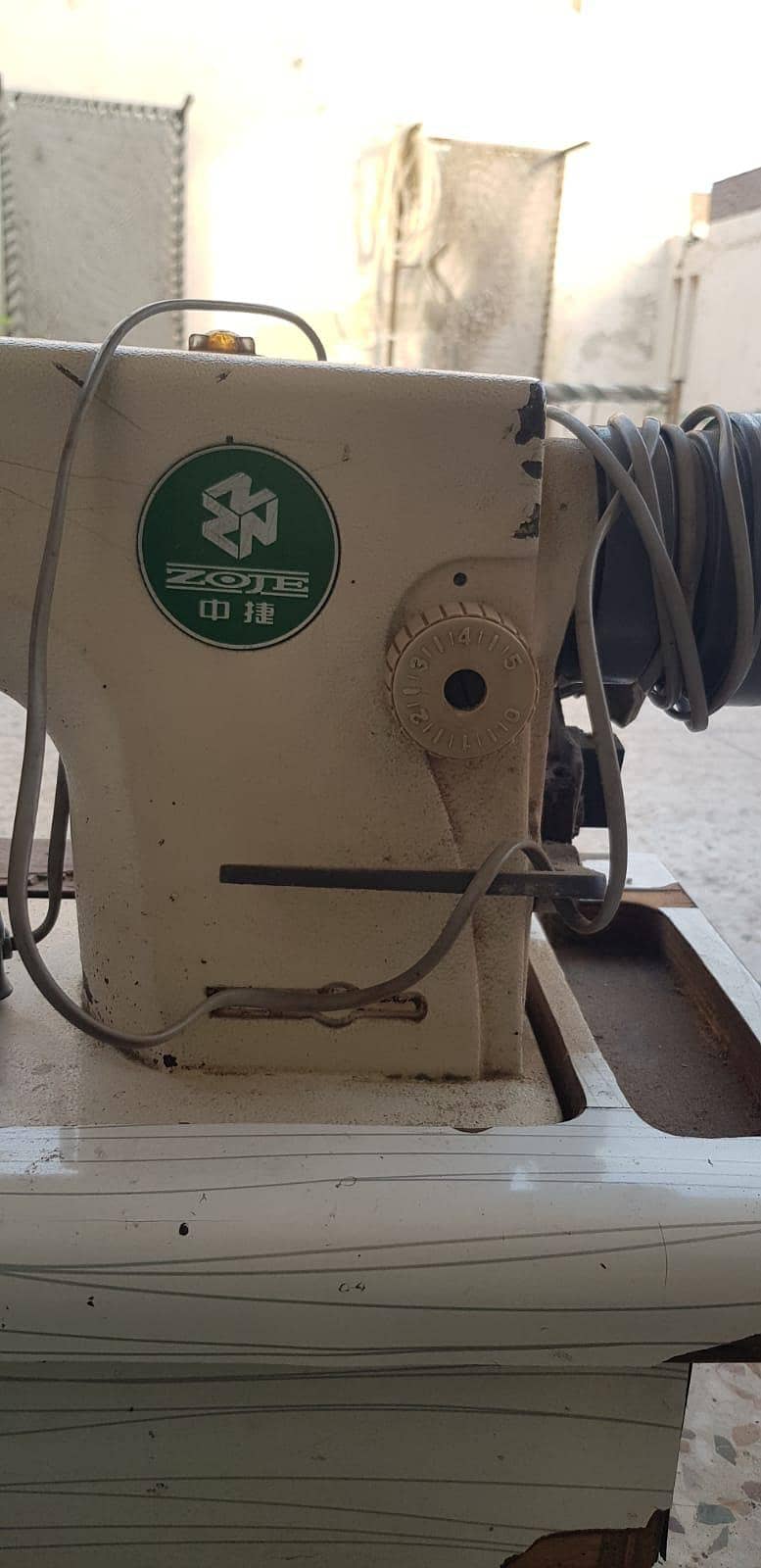 sewing machine 0