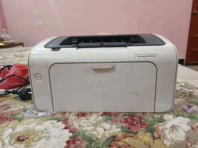 HP laserjet pro m12w printer