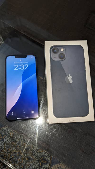 iPhone 13 128 GB 10/10 Condition with Box