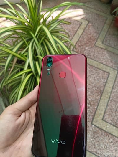 Vivo Y11