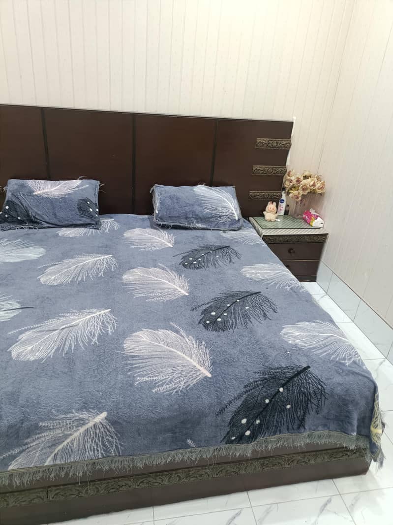 bed only 1