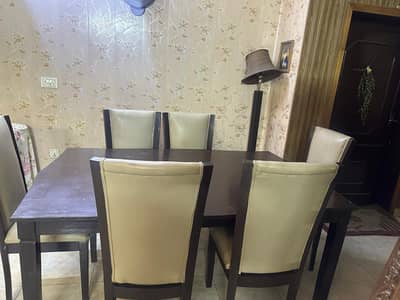 Dinning table