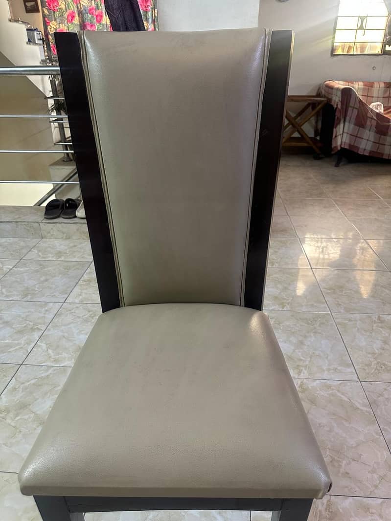 Dinning table 3