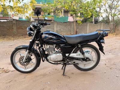 Suzuki GS 150 SE