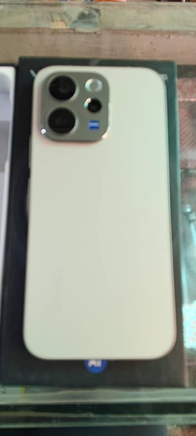 Vivo v 70 complete box 12gb 512gb