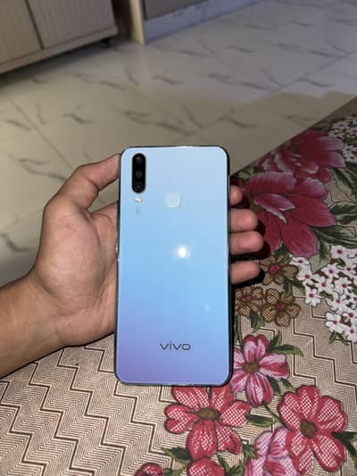 Vivo Y17