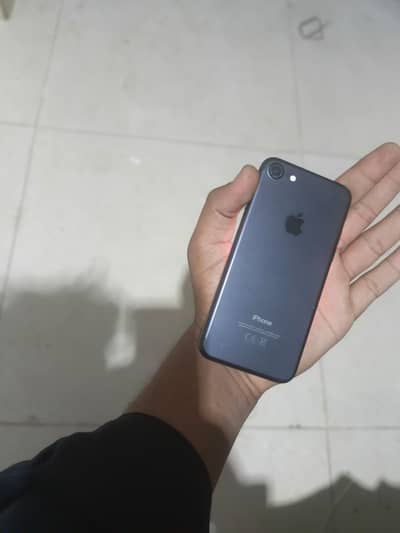 Apple iPhone 7