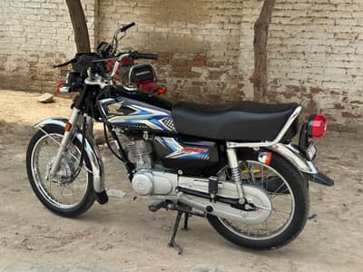 CG 125 2025 model lush condition