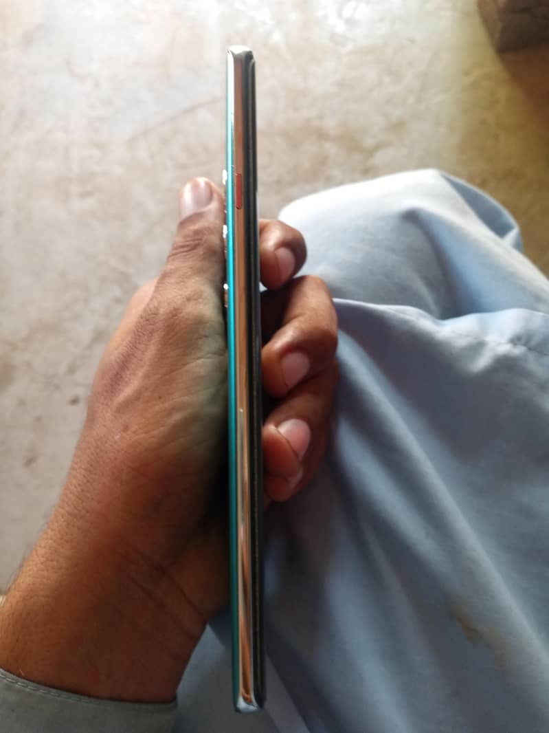 Tecno CAMON 40 Pro 2