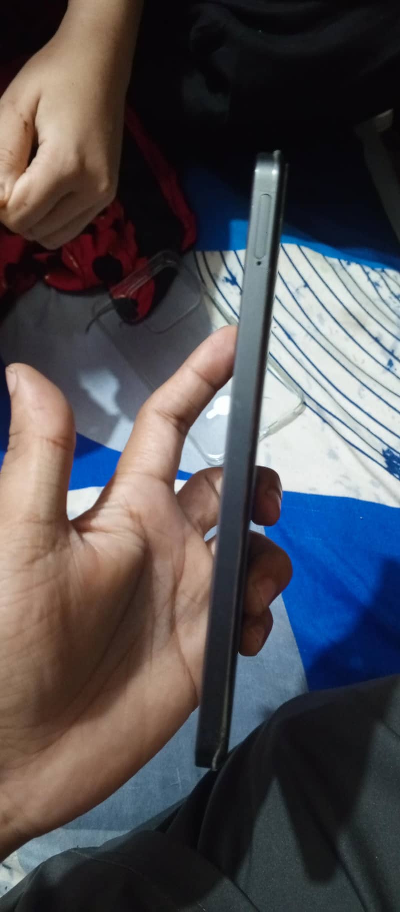 Realme Note 60x 4