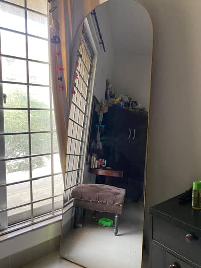 Room Mirror | 6 feet height 2 Feet width |