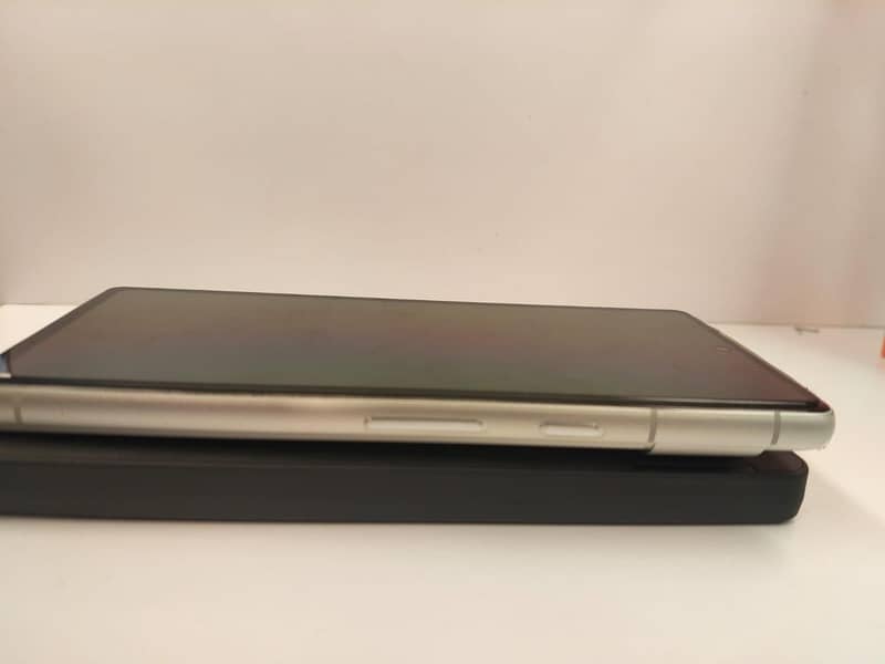 Google Pixel 7 5
