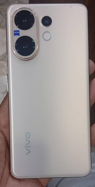Vivo V60