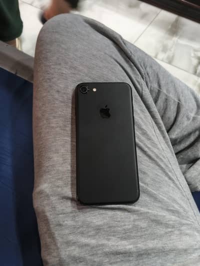Apple iPhone 7 256 GB PTA Approved
