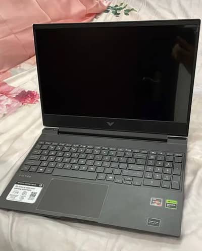 HP Victus Ryzen 7 7445HS  RTX 4050  16gb DDR5 Ram