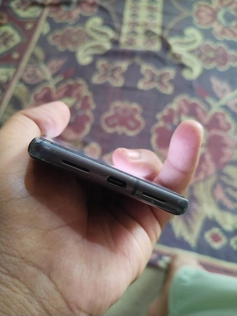 Google Pixel 7 4