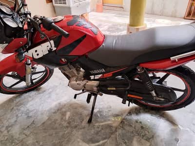 Yamaha ybr 125
