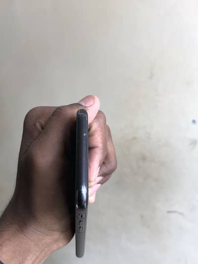 Apple iPhone 7