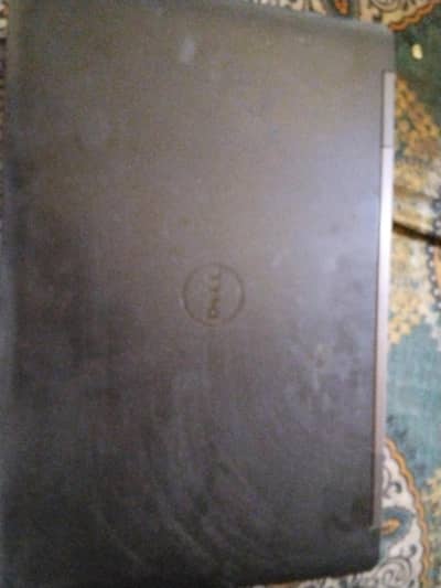 128 SSD 200 HDD 8 GB RAM